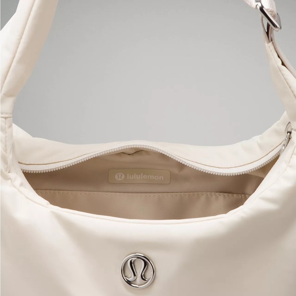 Lululemon Mini Shoulder Bag 4L- White Opal - Picture 8 of 8